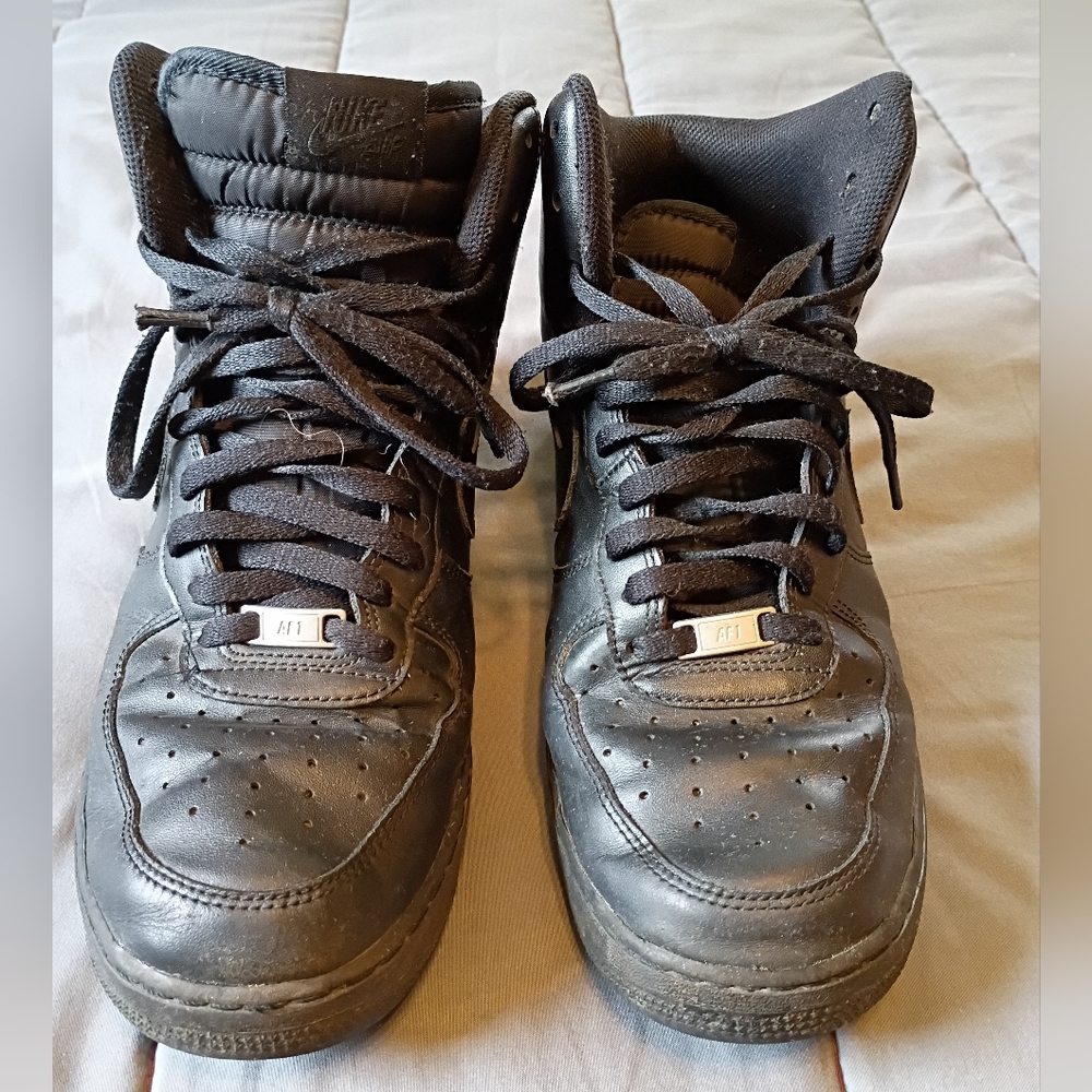 Nike Black Sneakers High-Top Reflective Finish